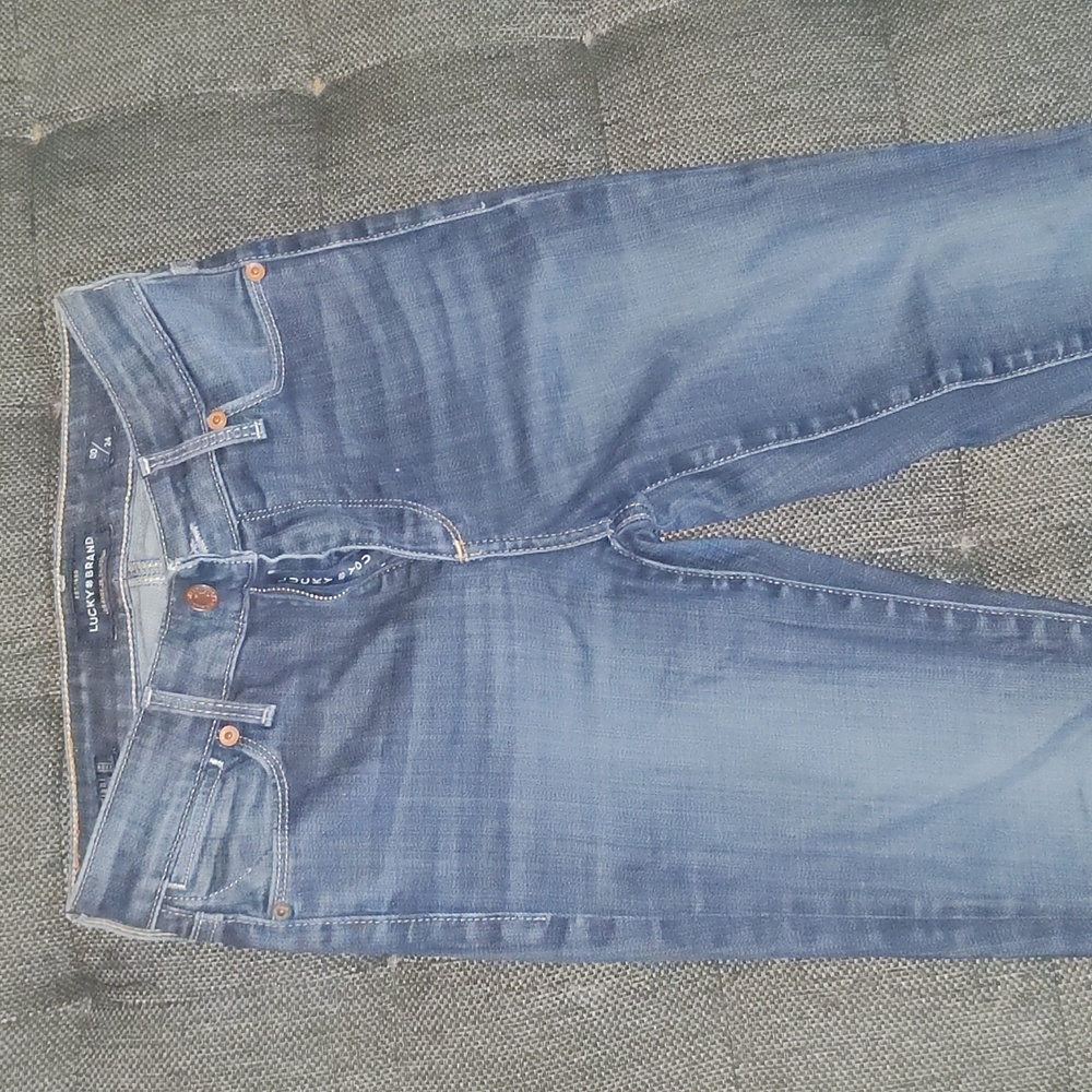 Bundle of two dark and light blue Lucky Brand jeans size 24